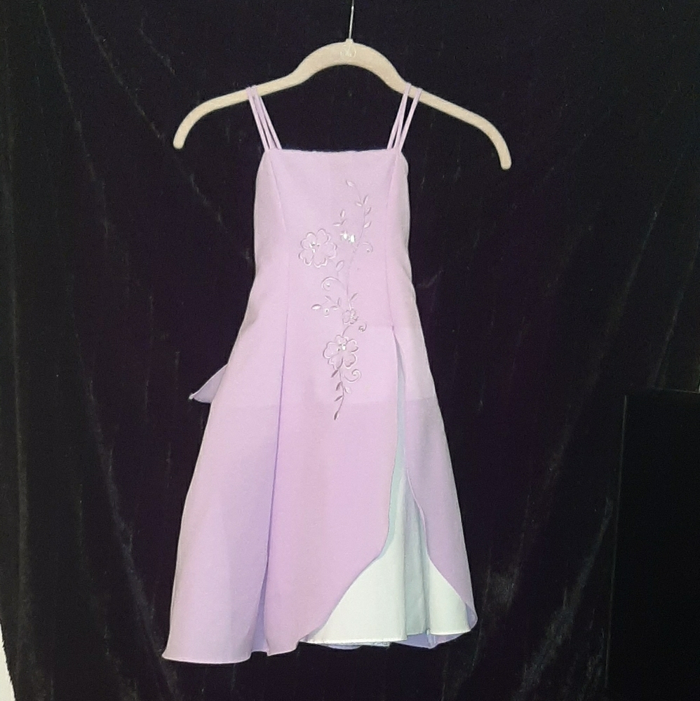 Light purple little girls dress